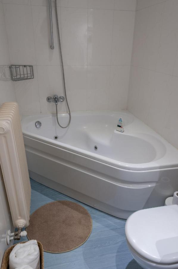 Ca La Prat Apartment Sant Joan de les Abadesses Ngoại thất bức ảnh